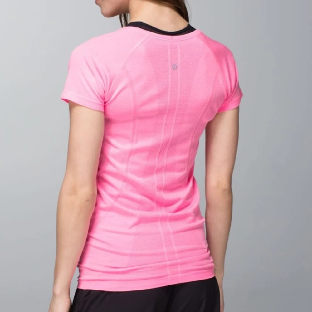 LAST CALL Lululemon Swiftly  tech v-neck t-shirt - Picture 2 of 5